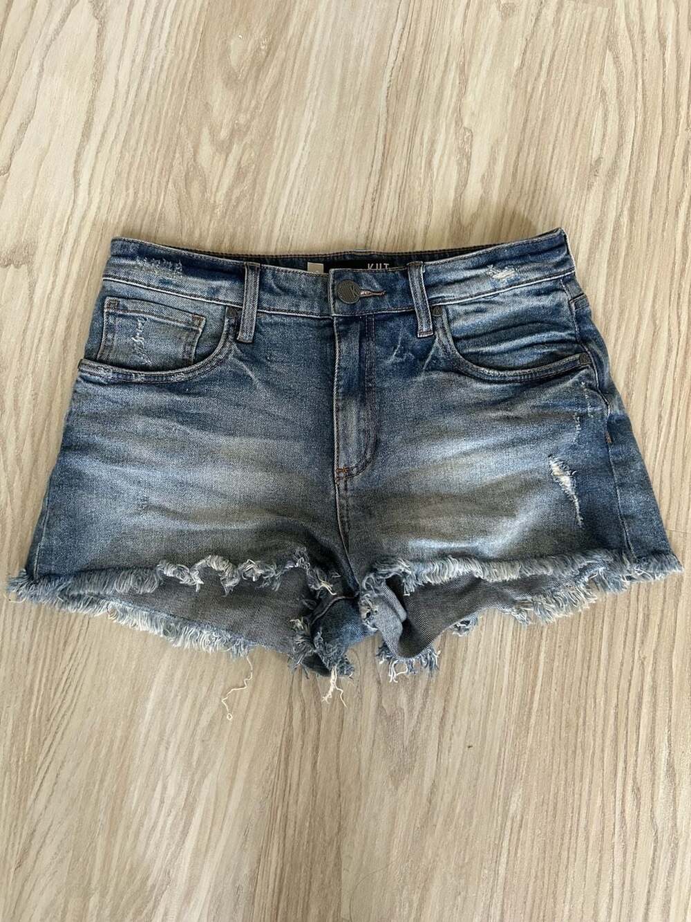 Kut From The Kloth Jane High Rise Short Size 2